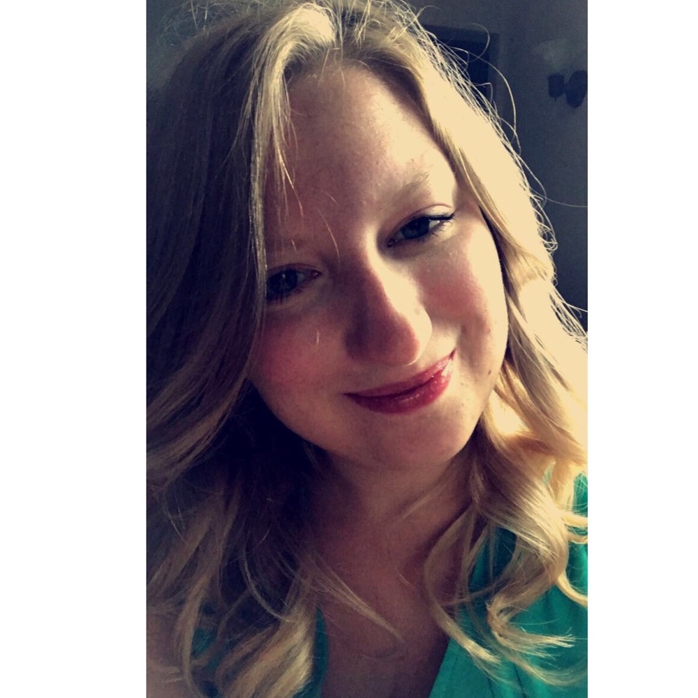 Meet your Posher, Stephanie